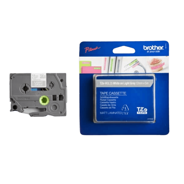 Brother TZEMQL35 Vit text / Ljusgrå tejp 12 mm x 5 m tejp - Original
